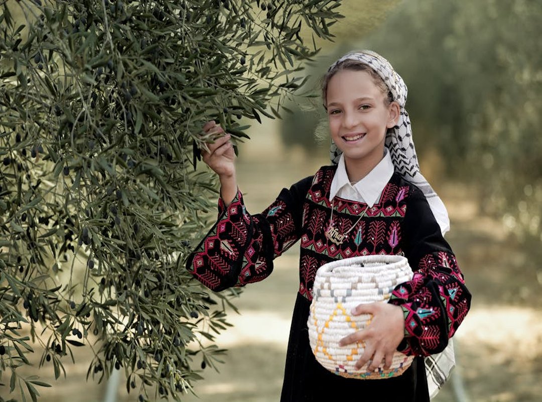 Notable Palestinian Cartoon-Style Artists and Their Works